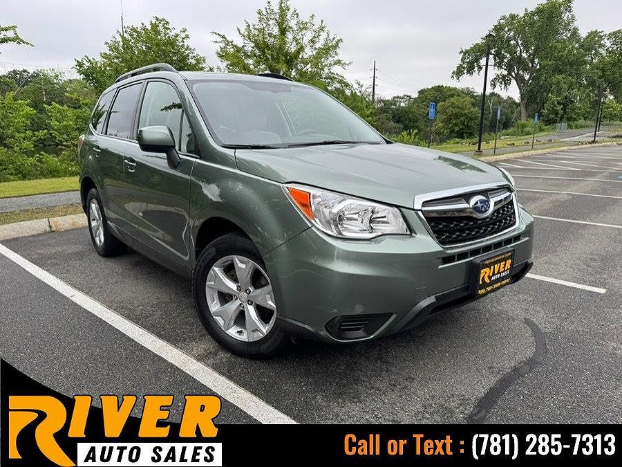 2015 SUBARU Forester