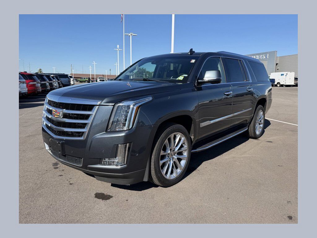 2019 CADILLAC Escalade ESV