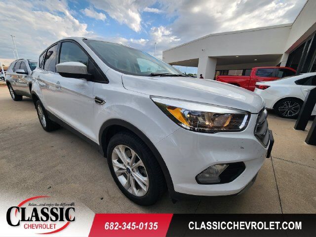 2019 FORD Escape