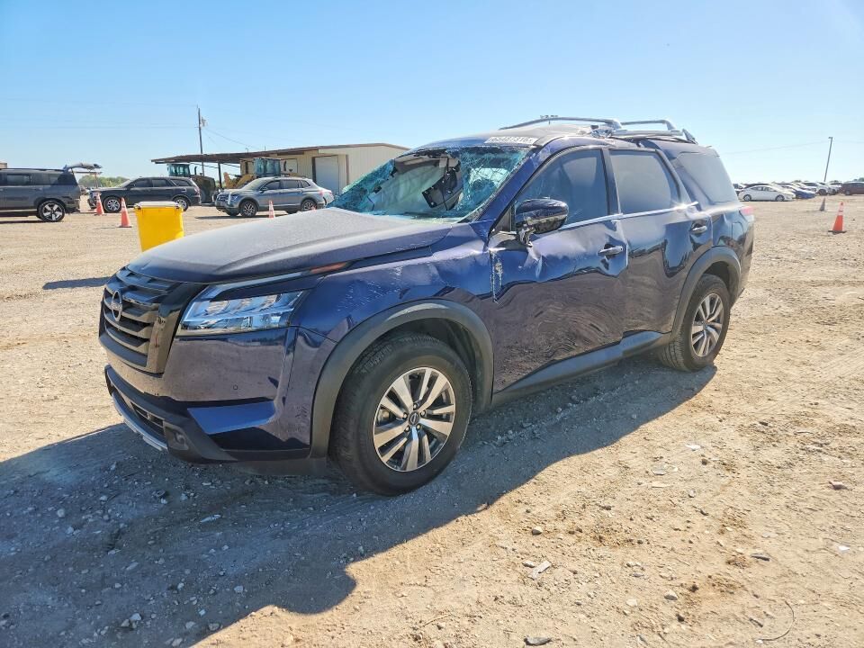2023 NISSAN Pathfinder