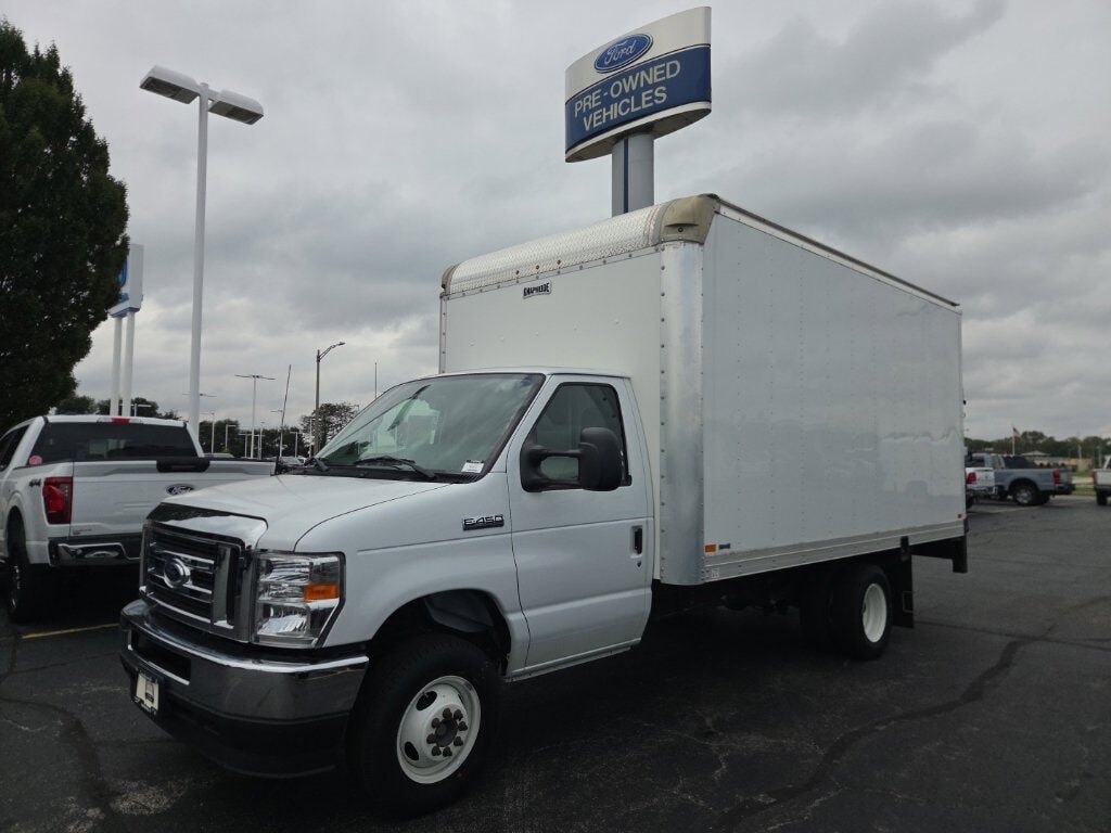 2024 FORD E-350