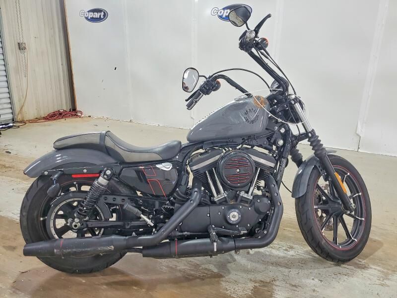 2022 HARLEY DAVIDSON Iron 883