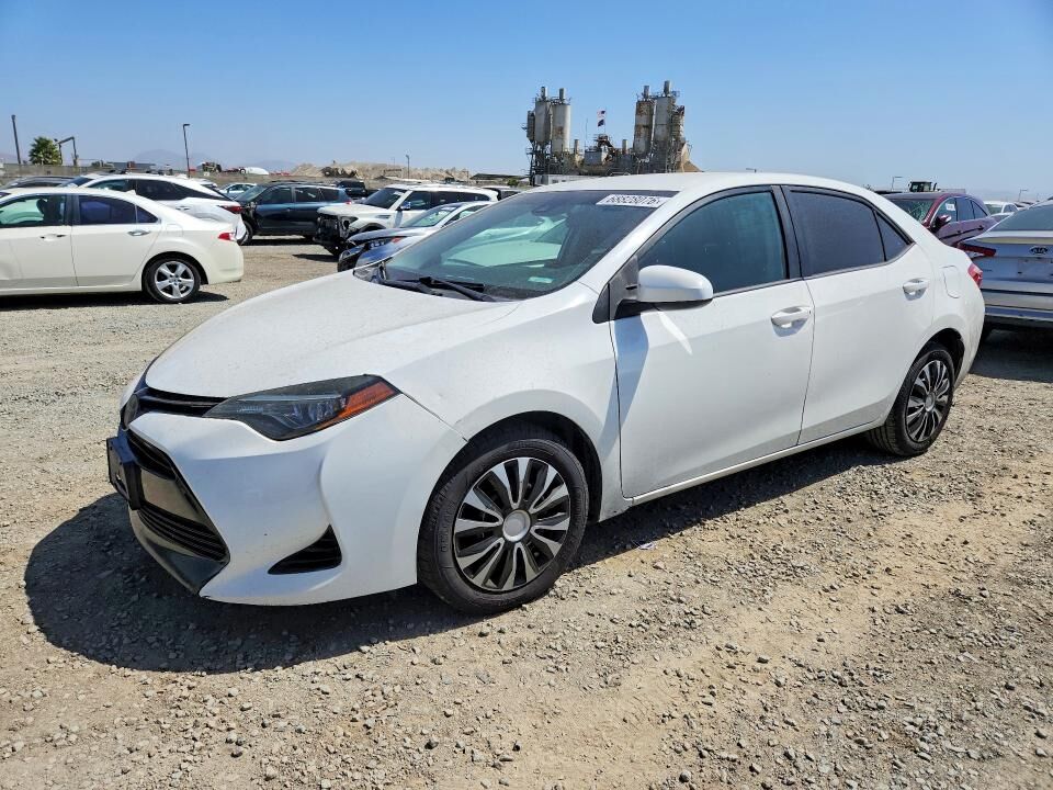 2018 TOYOTA Corolla