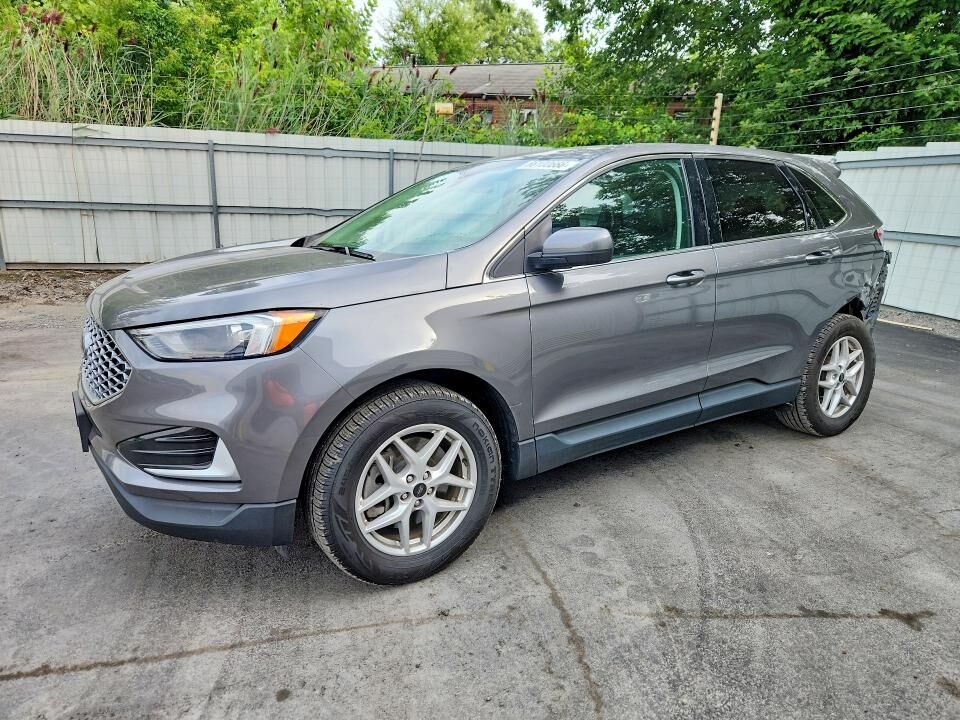 2023 FORD Edge