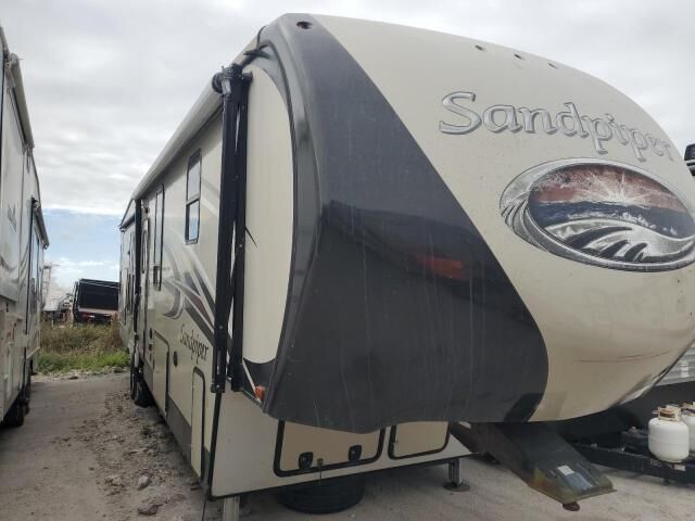 2017 FOREST RIVER Sandpiper Towables
