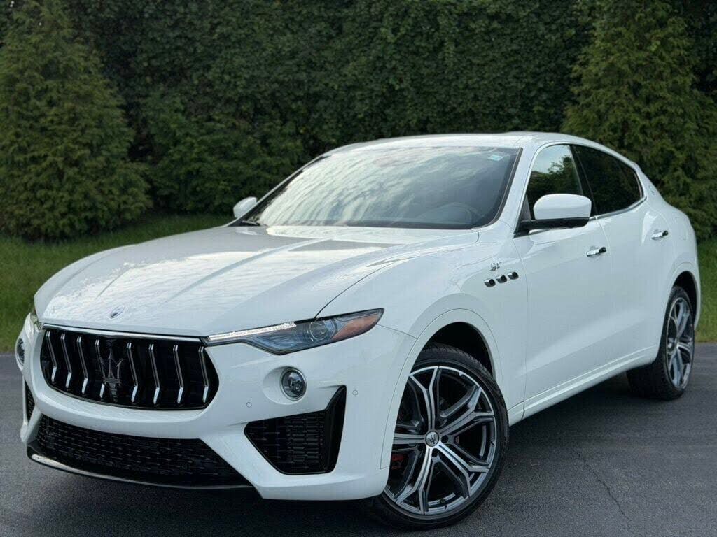 2022 MASERATI Levante