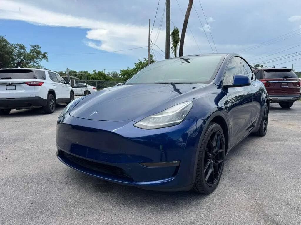 2022 TESLA Model Y