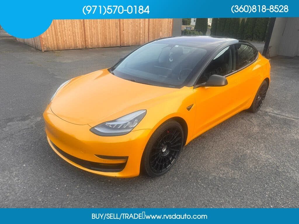 2018 TESLA Model 3