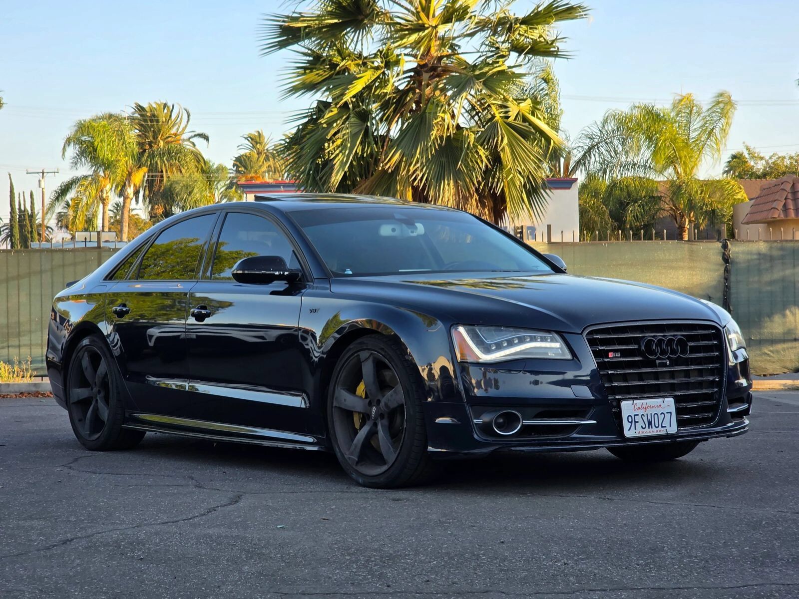 2013 AUDI S8