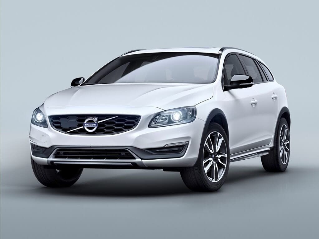 2018 VOLVO V60