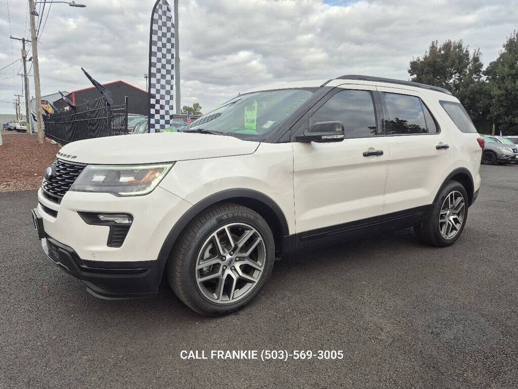2018 FORD Explorer