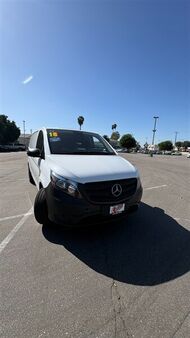 2018 Mercedes-Benz METRIS