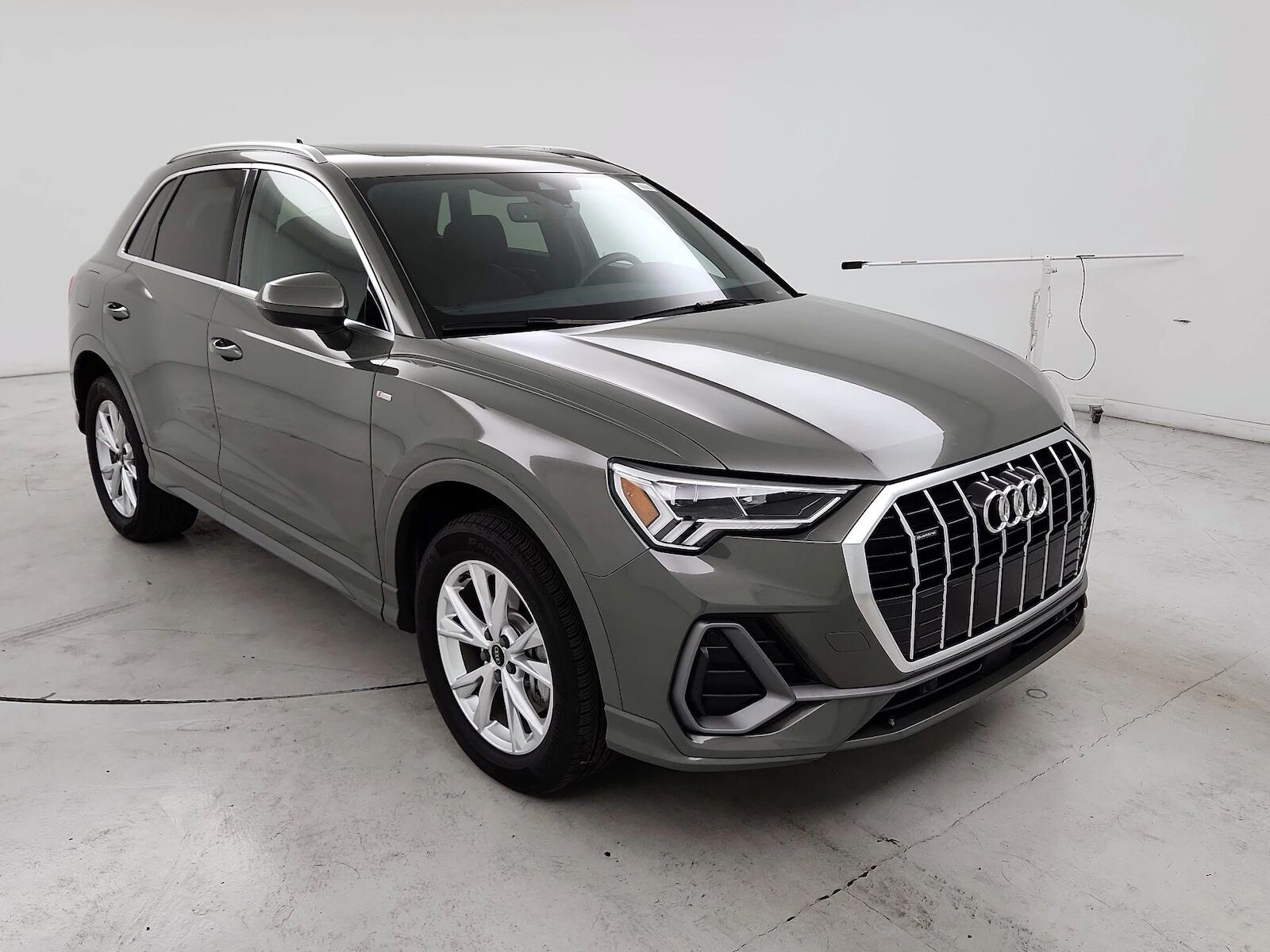 2024 AUDI Q3