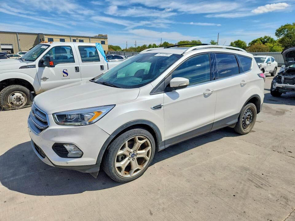 2017 FORD Escape