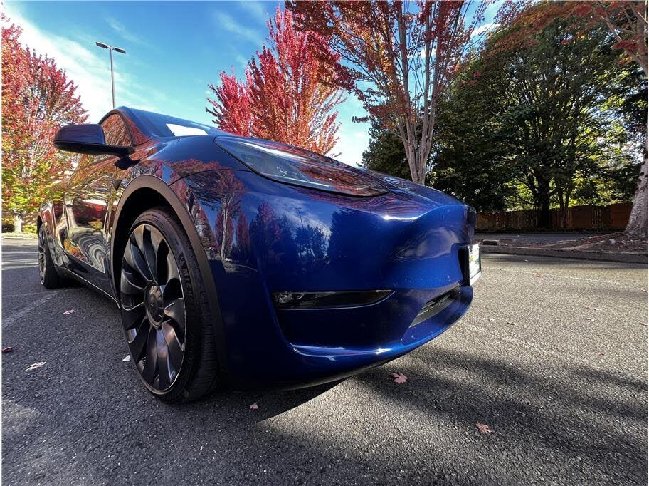2021 TESLA Model Y