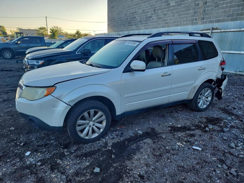 2011 SUBARU Forester