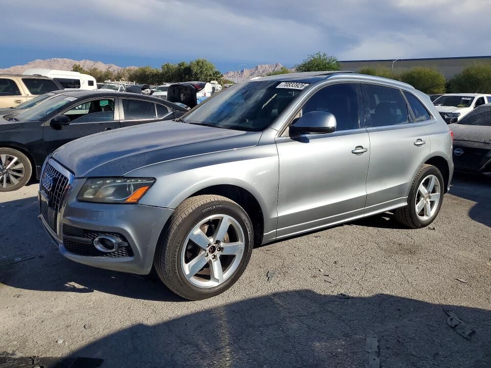 2011 AUDI Q5