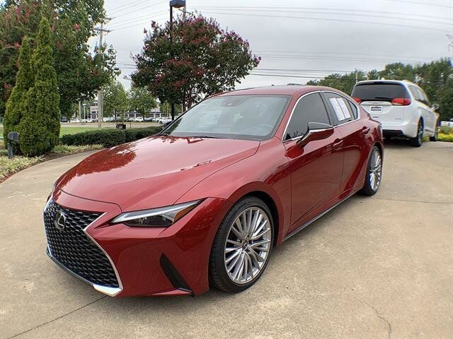 2025 LEXUS IS