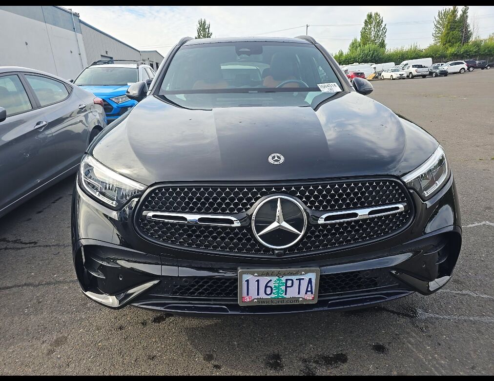 2024 Mercedes-Benz GLC-Class