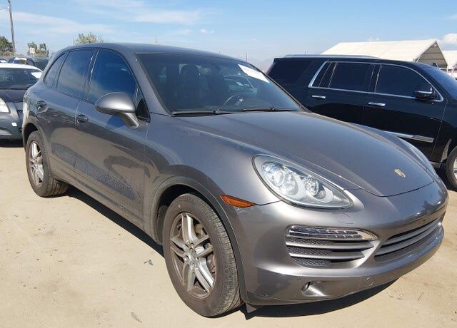 2011 PORSCHE Cayenne