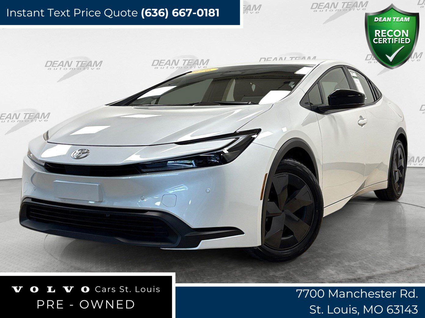 2026 TOYOTA PRIUS