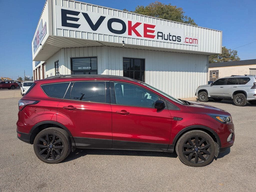 2018 FORD Escape