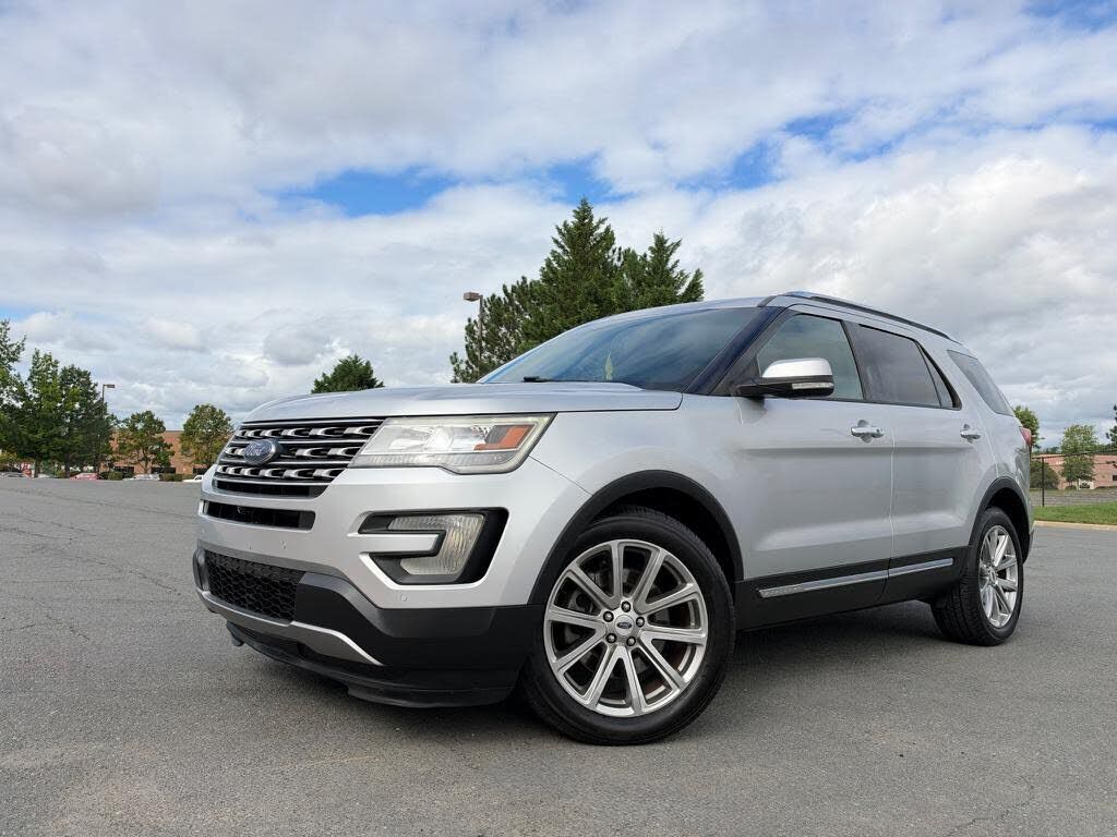 2016 FORD Explorer