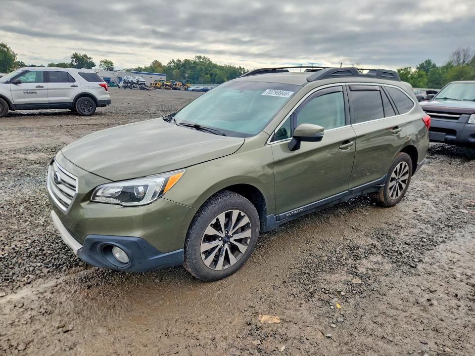 2015 SUBARU Outback