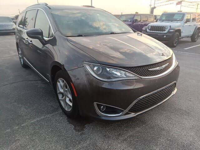 2018 CHRYSLER Pacifica