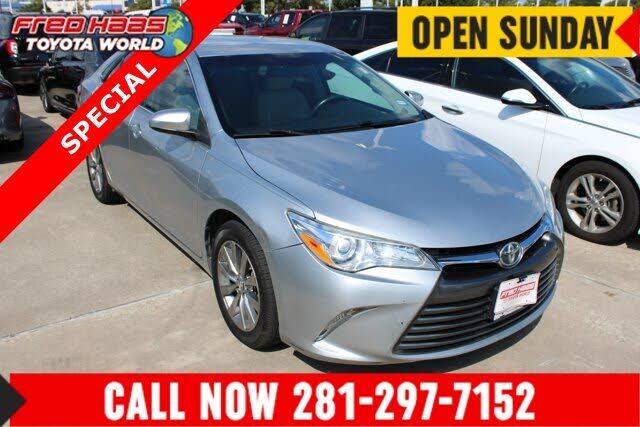 2017 TOYOTA Camry
