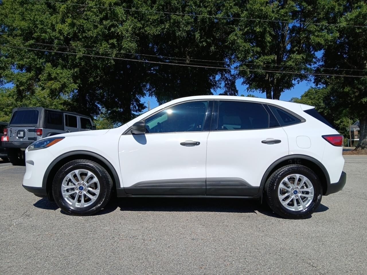 2021 FORD Escape