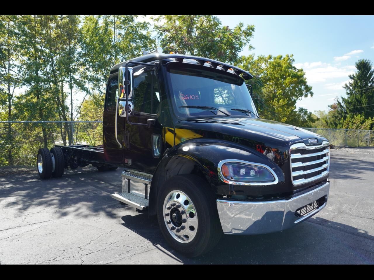 2027 FREIGHTLINER M2