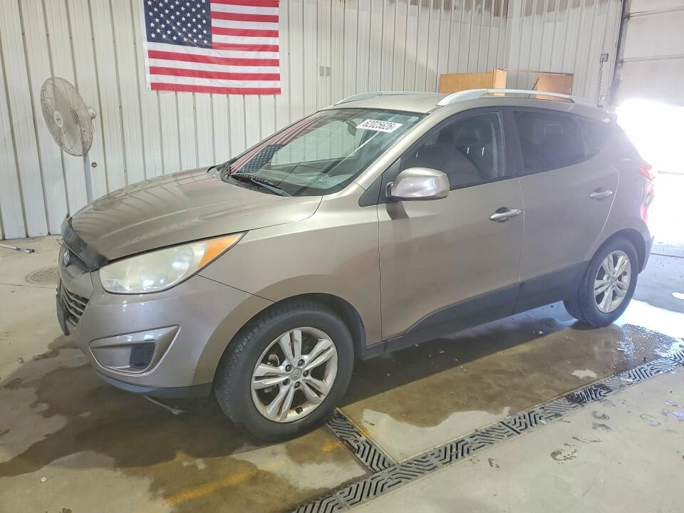 2011 HYUNDAI Tucson