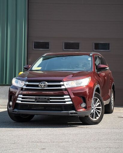 2019 TOYOTA Highlander