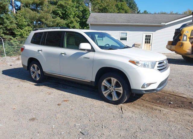 2012 TOYOTA Highlander