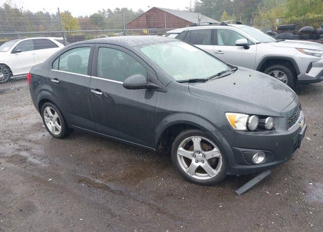 2015 CHEVROLET Sonic