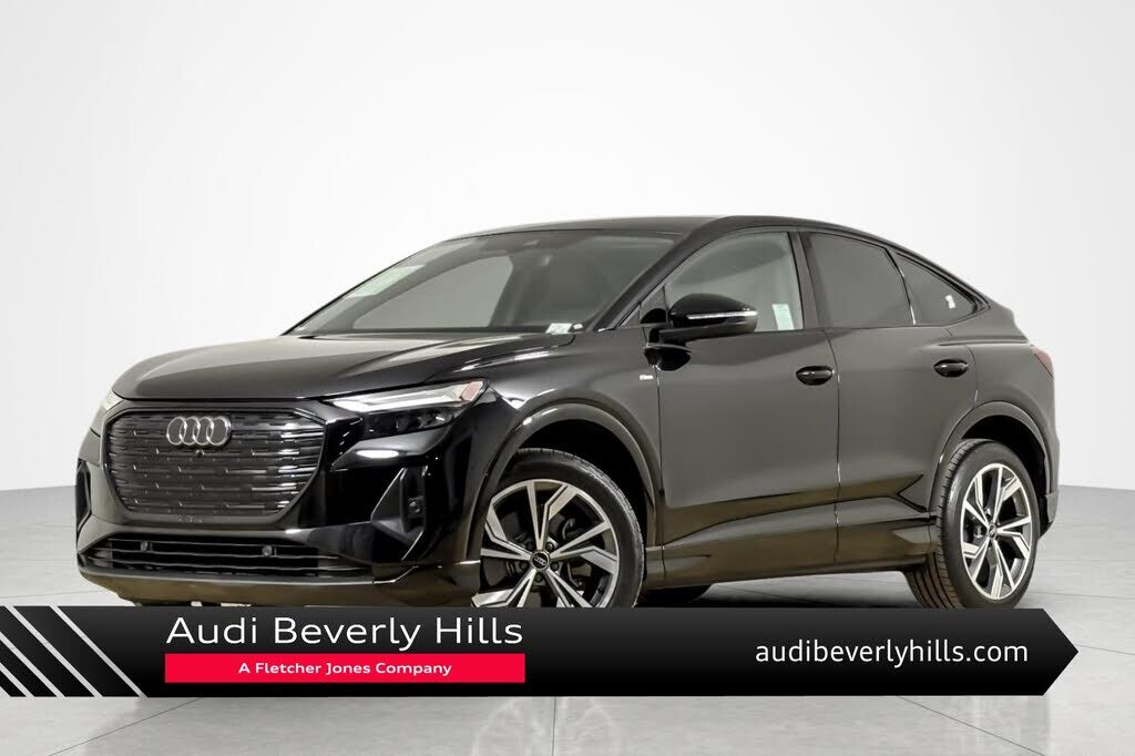 2023 AUDI Q4