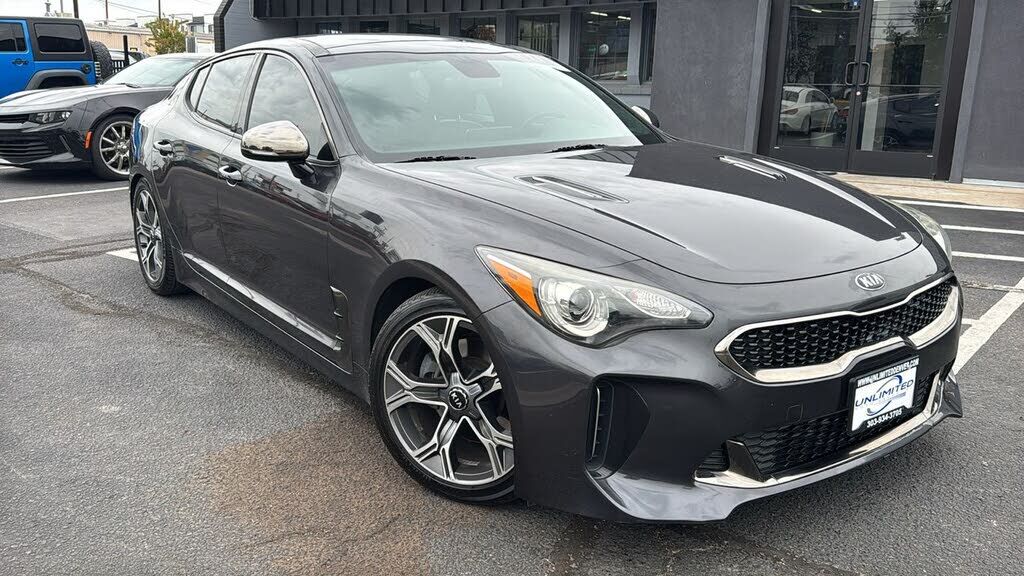 2020 KIA Stinger