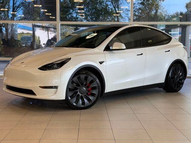 2023 TESLA Model Y