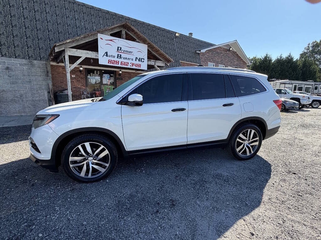 2016 HONDA Pilot