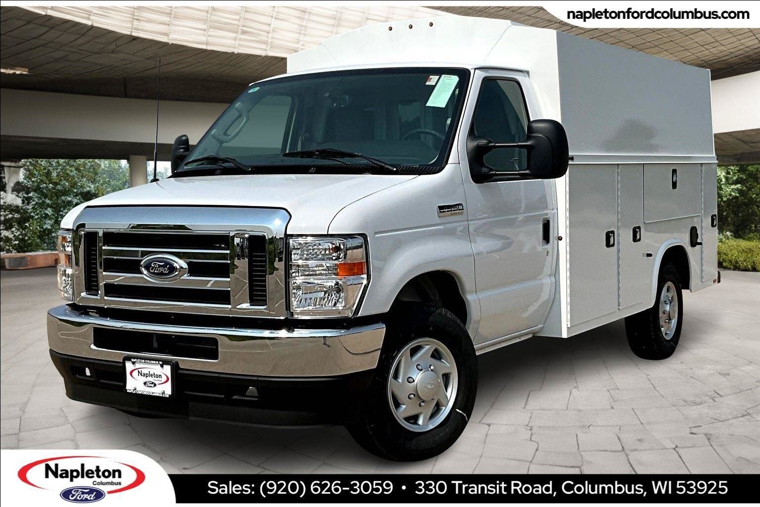 2025 FORD E-350
