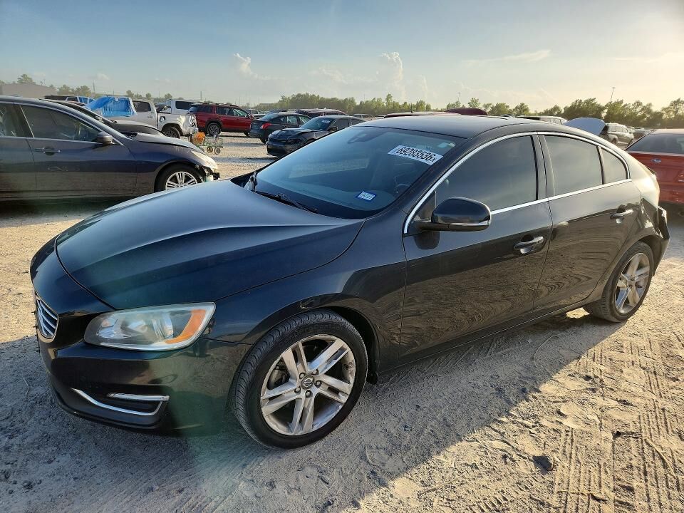 2015 VOLVO S60