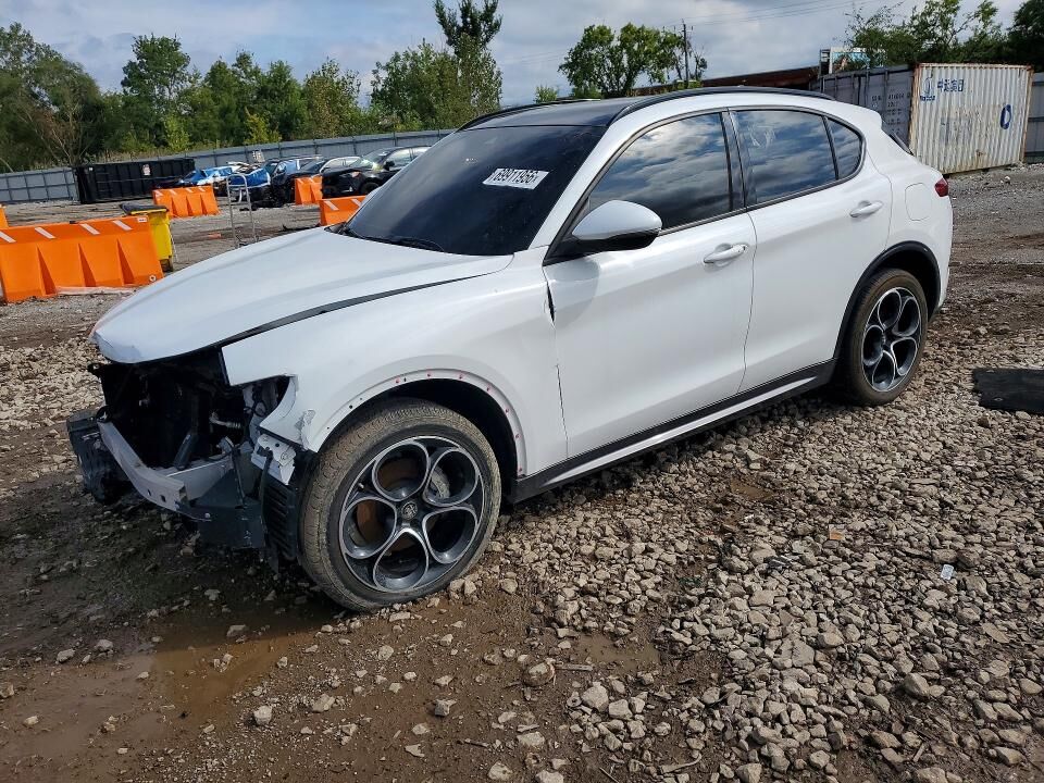 2022 ALFA ROMEO Stelvio