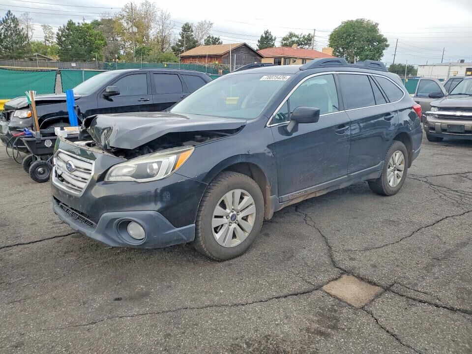 2015 SUBARU Outback