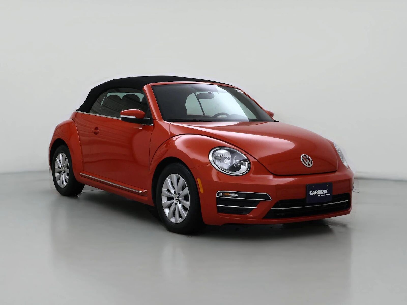 2019 VOLKSWAGEN Beetle