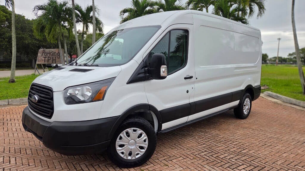 2019 FORD Transit