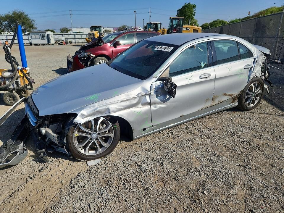 2015 MERCEDES-BENZ C-Class
