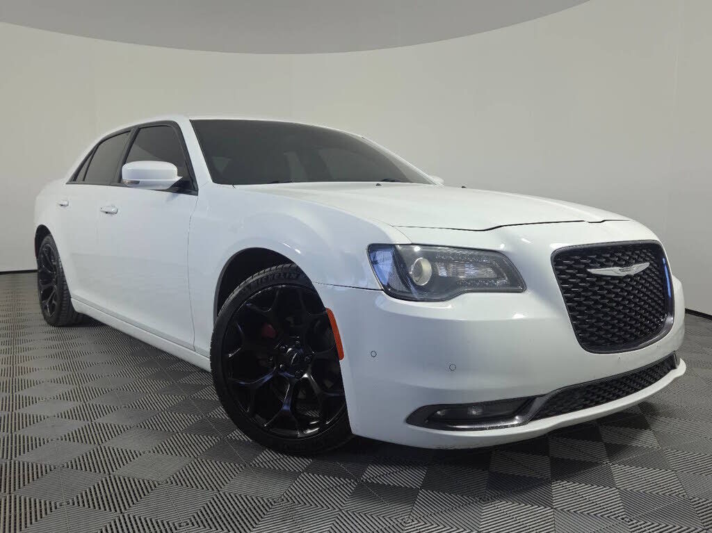 2016 CHRYSLER 300