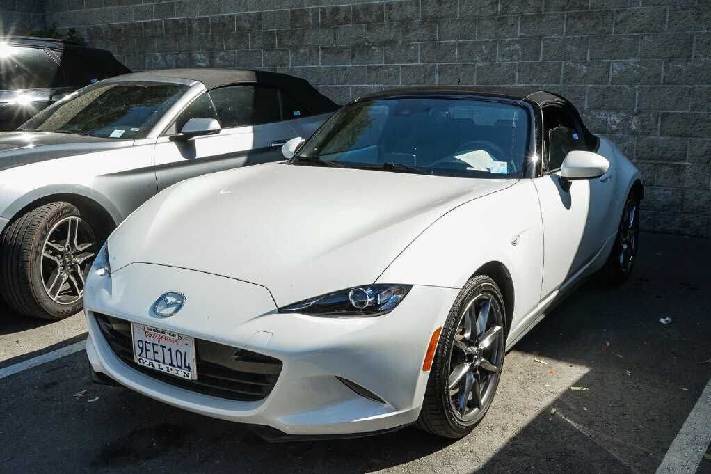 2022 MAZDA MX-5