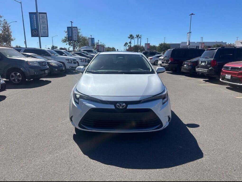 2025 TOYOTA Corolla